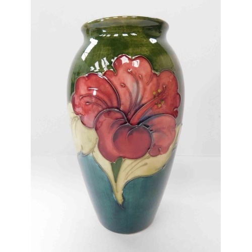 202 - Moorcroft - green ground hibiscus vase - approx 7.5