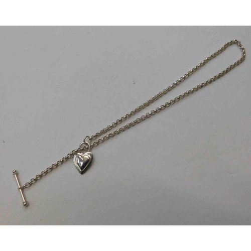 220 - Sterling silver - T bar & heart necklace/belcher chain