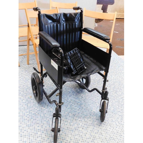 520 - Folding wheelchair