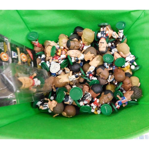 591 - Tray of Corinthian football figures