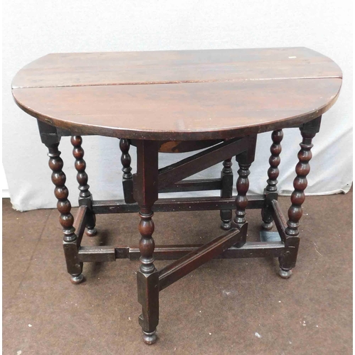 731 - Vintage oak drop leaf small gate leg table