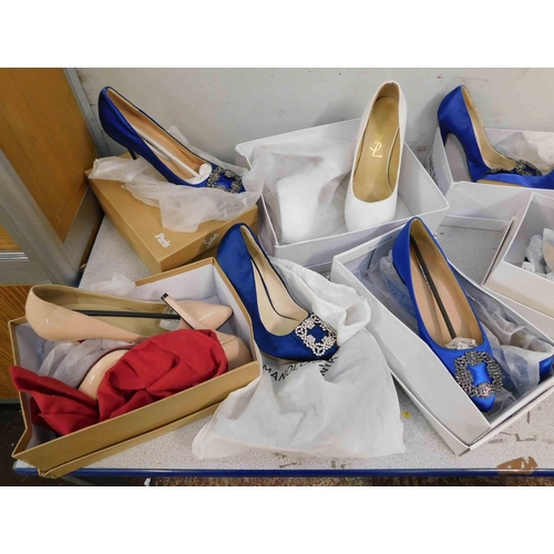 781 - 8 Pairs of new ladies shoes