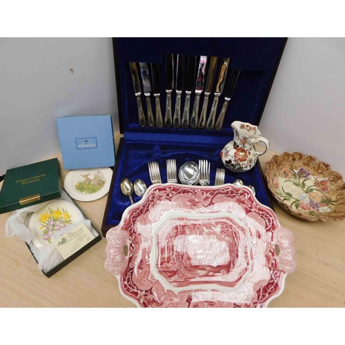 84 - Mixed items including - cutlery/Masons & Wedgwood