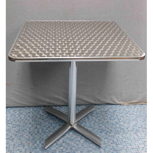 546 - Flip up aluminium table