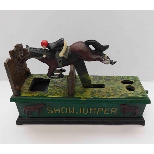 131 - Reproduction cast iron - Show jumper money box