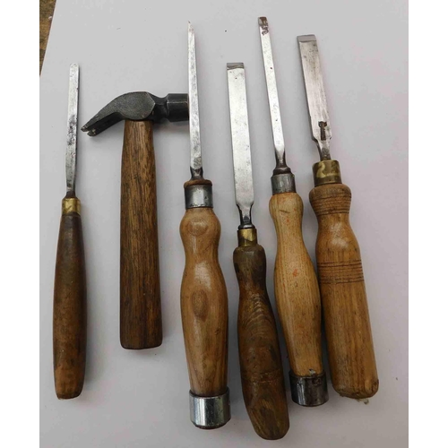 502a - Set of vintage woodworking tools