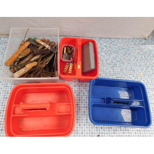 510 - Box of mixed hand tools and 3 storage boxes