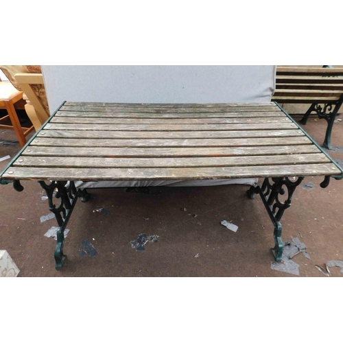 553 - Heavy garden table