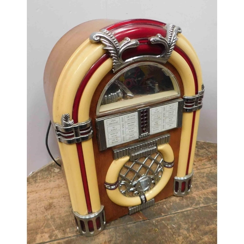 578 - Retro style radio - unchecked, approx. 14 1/2