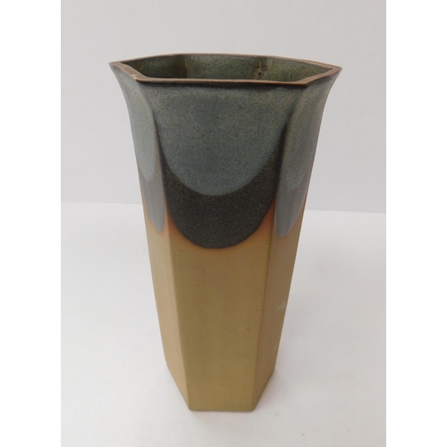 231A - Art pottery - stoneware vase/approx 8.5