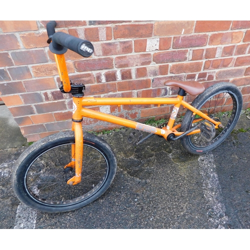 554 - Diamond back BMX stunt bike