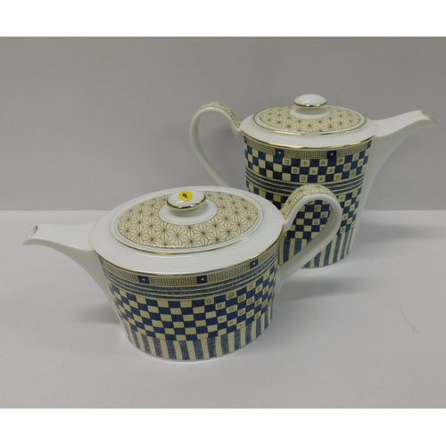 56 - Wedgwood - tea & coffee pot - Samurai pattern