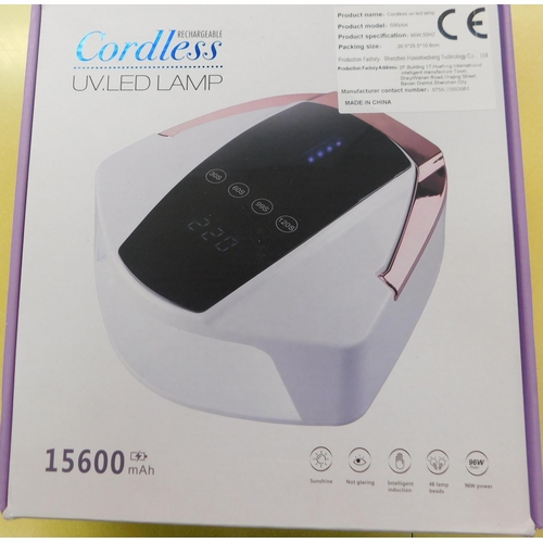 574 - New and boxed cordless/rechargeable UV LED lamp