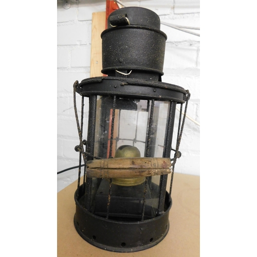 58 - WWI Style - black/trench lantern