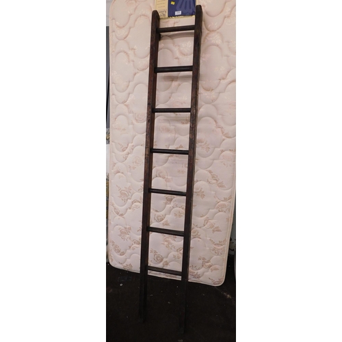 630a - Old DMV & Mk1 emergency escape ladders for train carriage