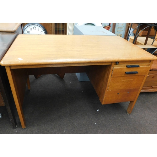 742 - Oak Abbess desk with 2 drawers