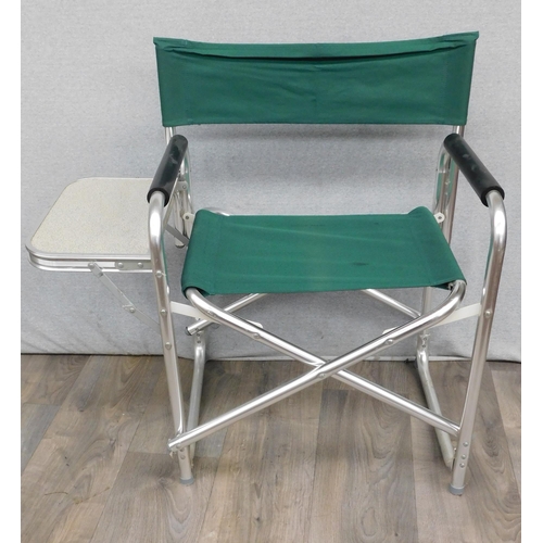 760 - Folding camping chair with attached side table