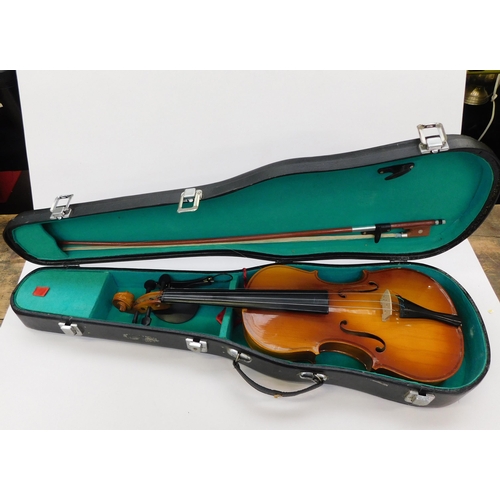 93a - Lark - violin/bow & case - requires attention