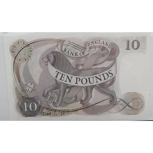 10 - Vintage Elizabeth II - Ten Pound Note - signed page/prefix 307