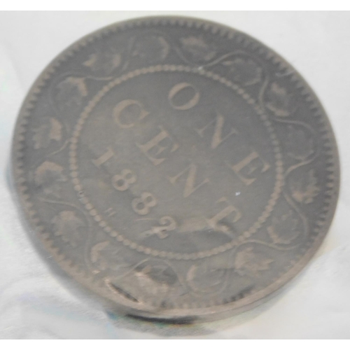 100 - 1953 dated - Canadian silver Dollar & 1882 dated Canadian One Cent coin