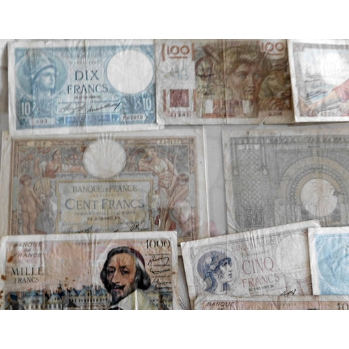 124 - French & Colonial - banknotes