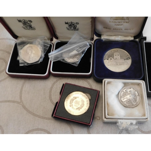 51 - Cased coins & medals