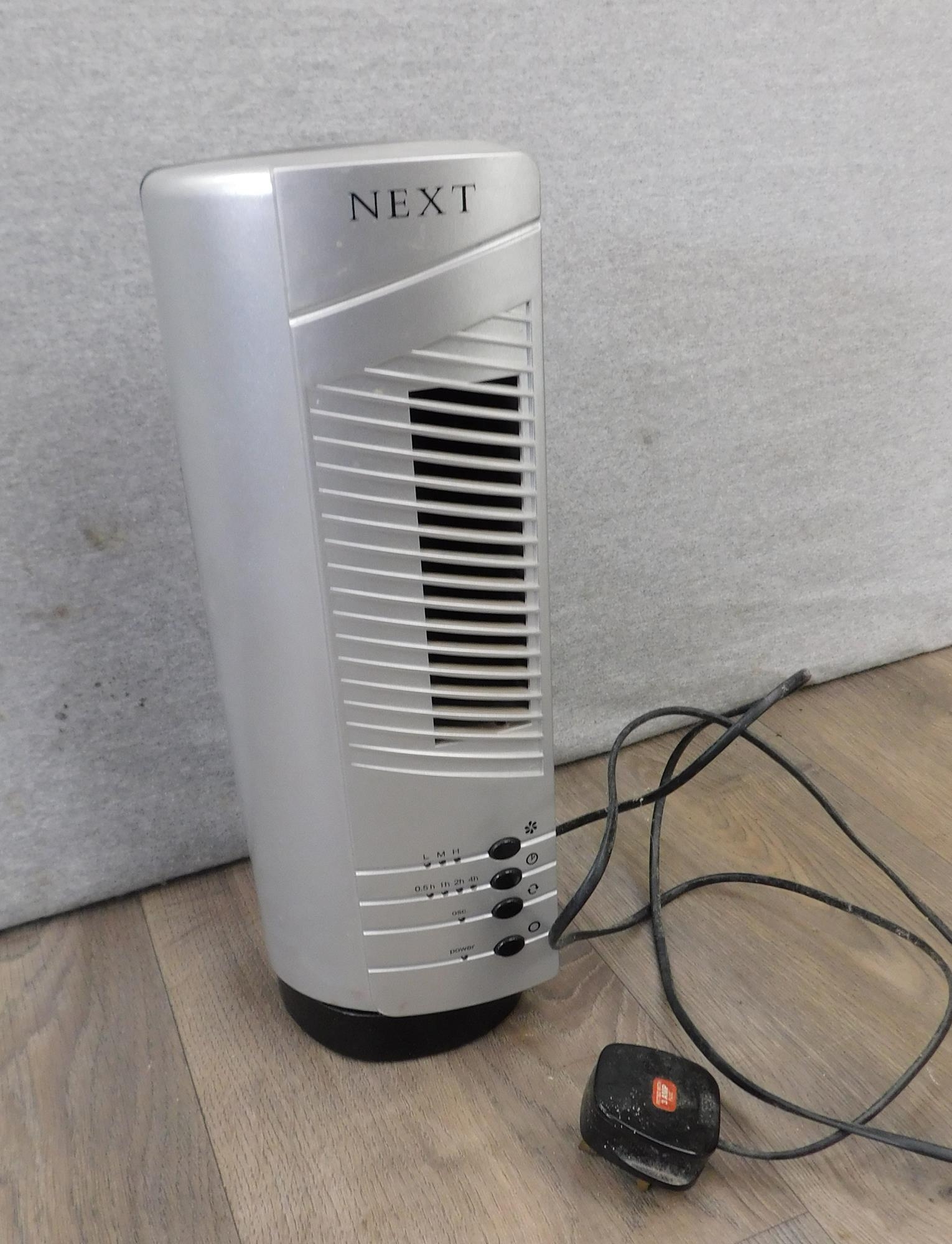 Next desk fan W/O