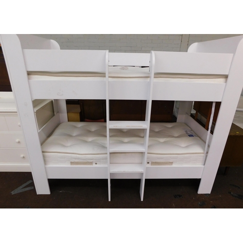 829 - White bunk beds with mattresses