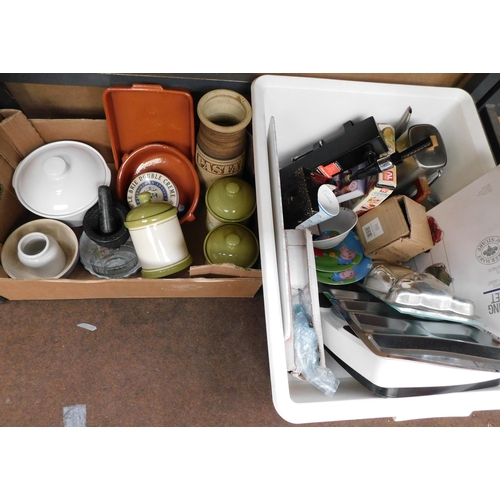 275 - Kitchenalia & household items/
£1 start - all proceeds go to Bradford Nightstop charity - NO COMMISS... 