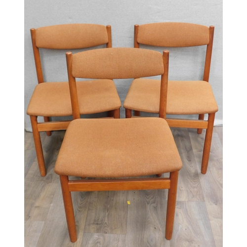 563 - 3x Mid-century dining chairs