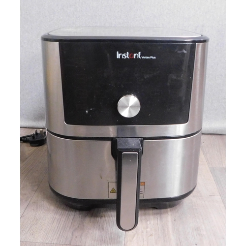 626 - Instant Vortex plus air fryer (unchecked)