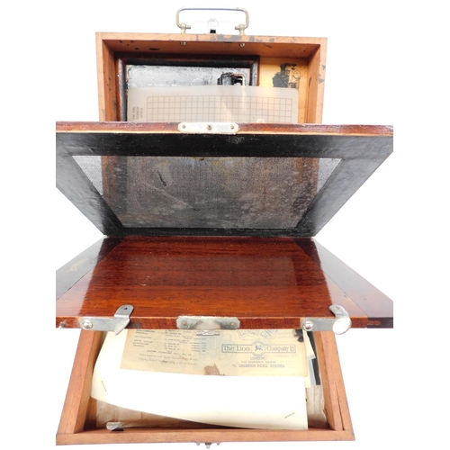 70 - Vintage - Lion Menucator/screen printing box