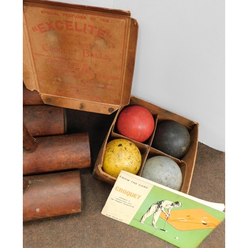 93 - Vintage - croquet set