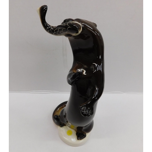 114 - Russian Lomonosov - ceramic Otter