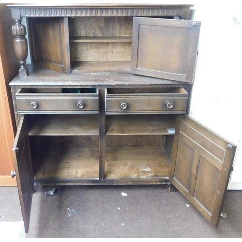 588 - Vintage oak court cupboard