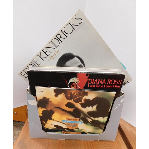 61A - Vinyl albums including - Diana Ross/Fleetwood Mac & Prince