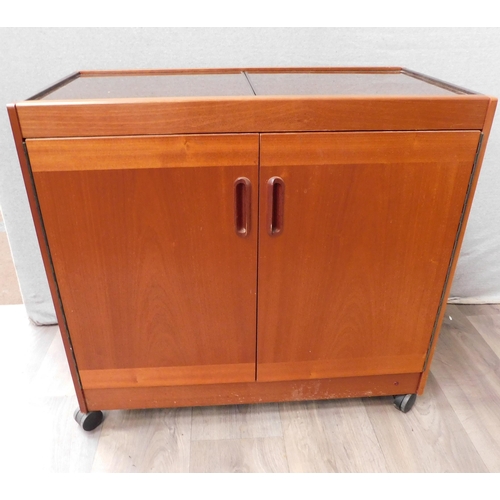 642 - Philips hostess trolley W/O