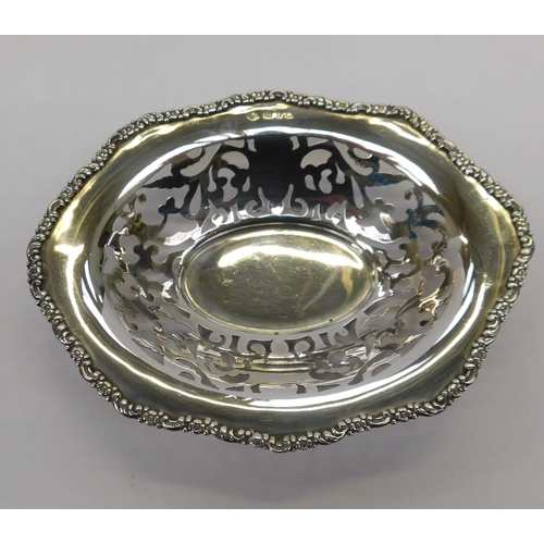 92B - Antique Victorian - Sterling Silver/bon bon dish - C1899