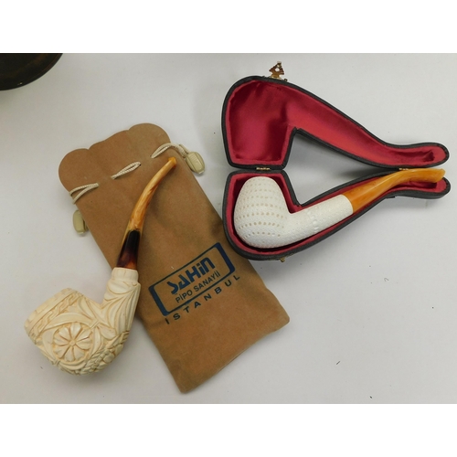 224 - Two - Vintage style/Meerschaum pipes