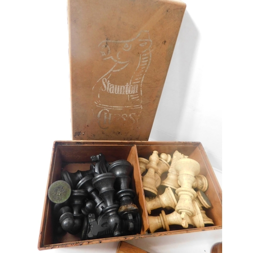 252 - Mixed items including - chess pieces