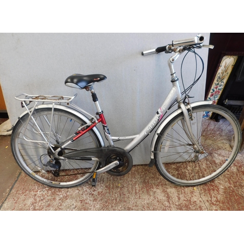 552 - Raleigh Pioneer Air Lite road bike, 6 gears