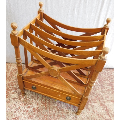 646 - Canterbury magazine rack