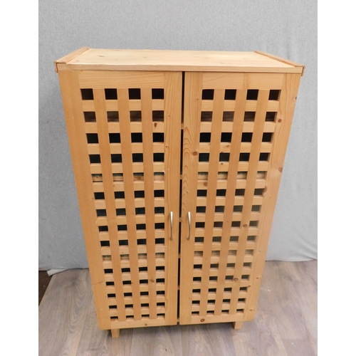 665 - Trellis fronted storage cabinet