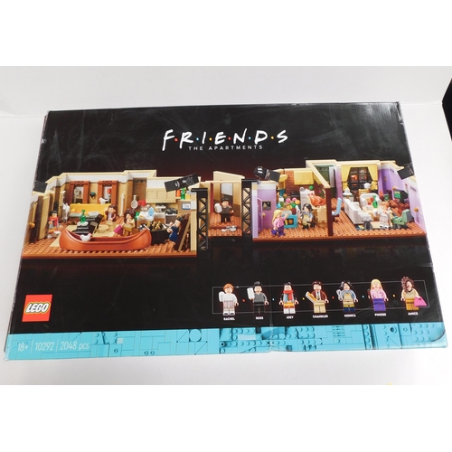 211 - Lego Friends The Apartments - brand new