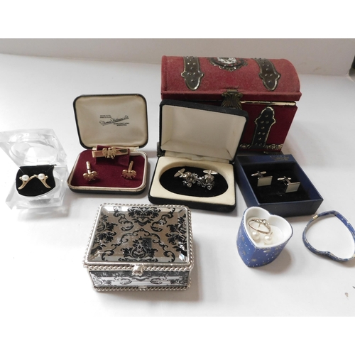 215 - Collection of costume jewellery, cuff links & jewellery boxes