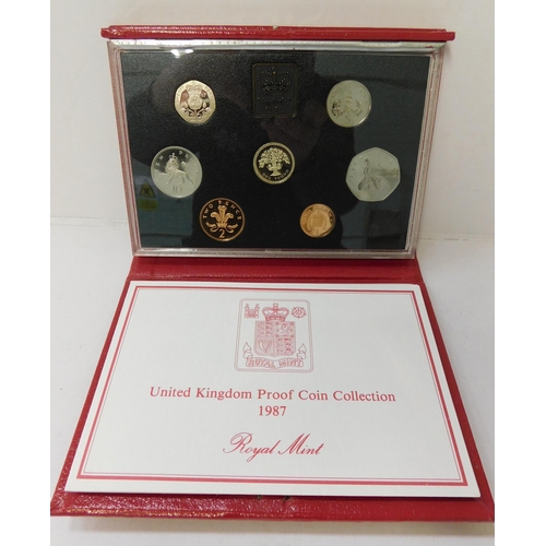 109 - 1987 dated Royal Mint - Proof coin set with box & COA