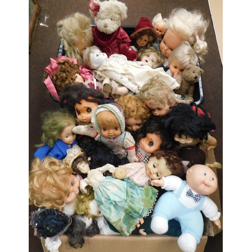 183 - Vintage - dolls & teddy bears