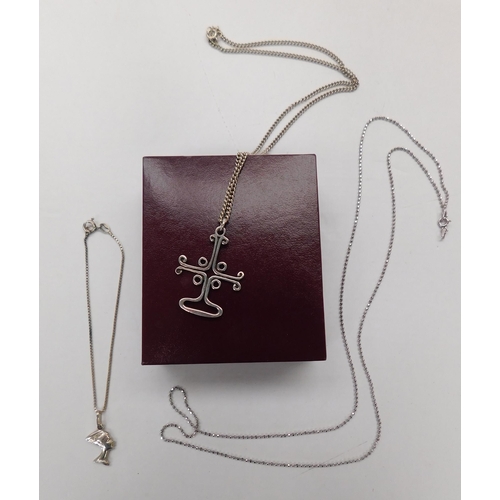 232 - Silver chain & pendant - silver bracelet with Nefertiti chain & 24