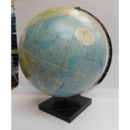 31 - Desk globe