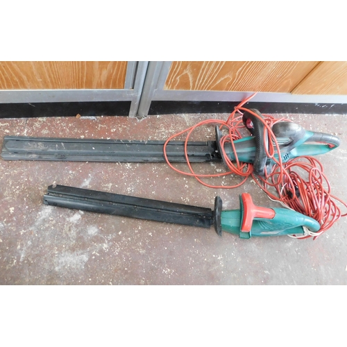 517 - 2 Electric hedge trimmers; Bosch and Qualcast - as seen